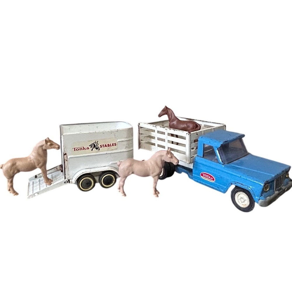 Vintage Tonka Jeep Gladiator Stake Bed Truck w Horse Trailer Pressed Metal‎ 60s